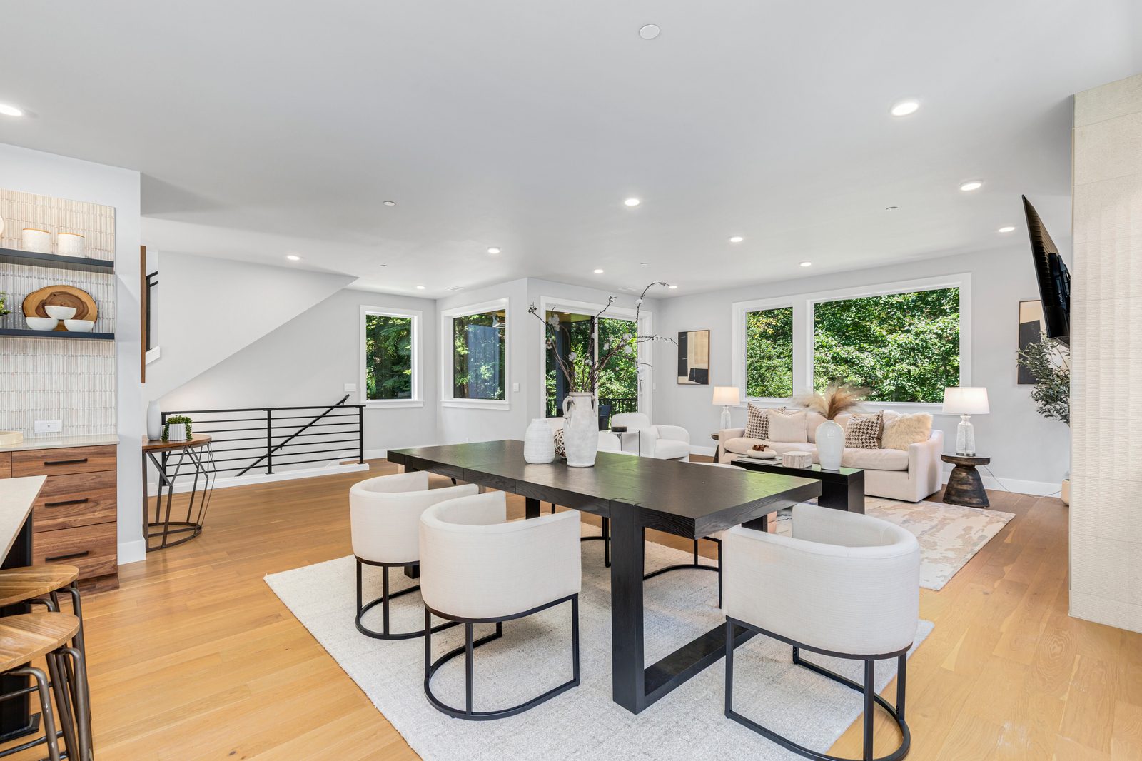 Dining Space Made for Gathering